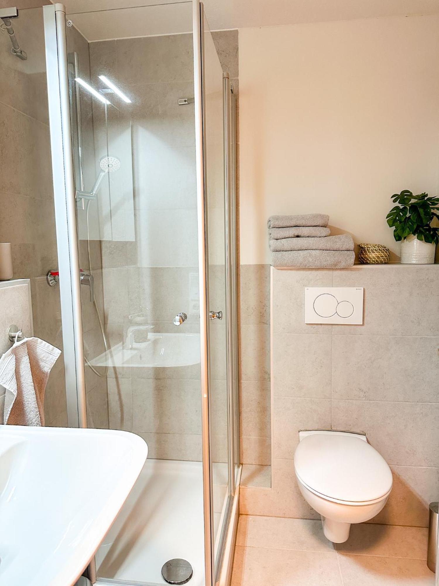Schoenes Apartment Mit Terrasse Wurzburg Ngoại thất bức ảnh